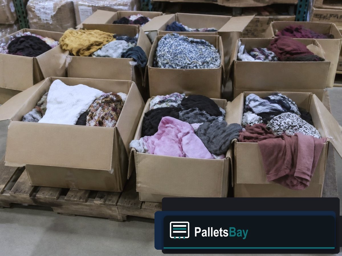 Clothing Liquidation Pallets — Pallet packing — trust-first view